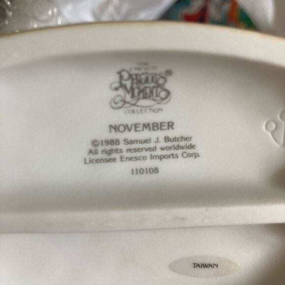 Vintage Precious Moments “November” Collectible Figurine - Picture 2 of 3